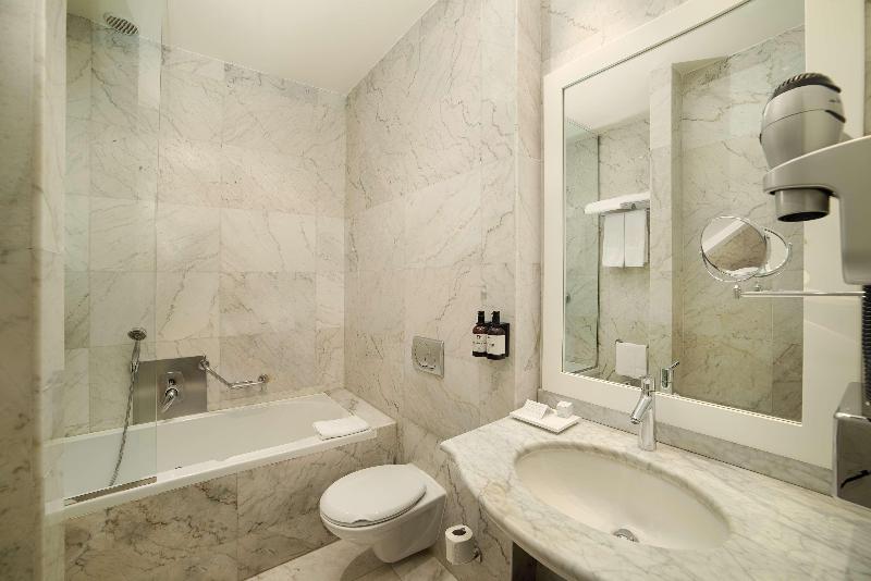 اتاق سوپریور, NH Venezia Santa Lucia