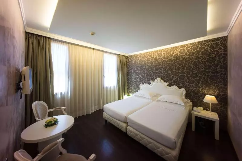 اتاق سوپریور با چشمانداز, NH Venezia Santa Lucia
