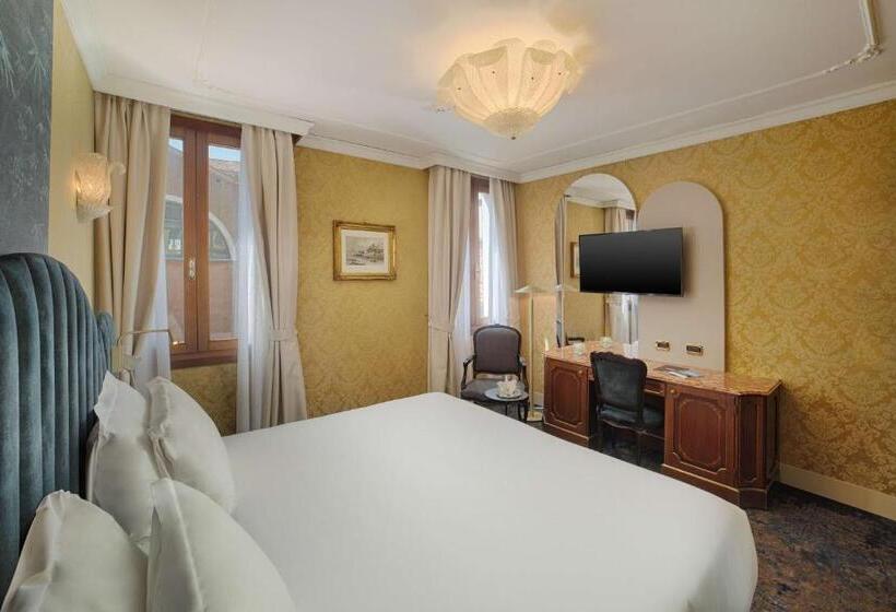 اتاق سوپریور, NH Venezia Santa Lucia
