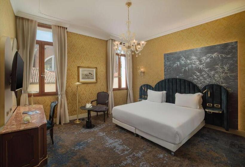 اتاق پرمیوم, NH Venezia Santa Lucia