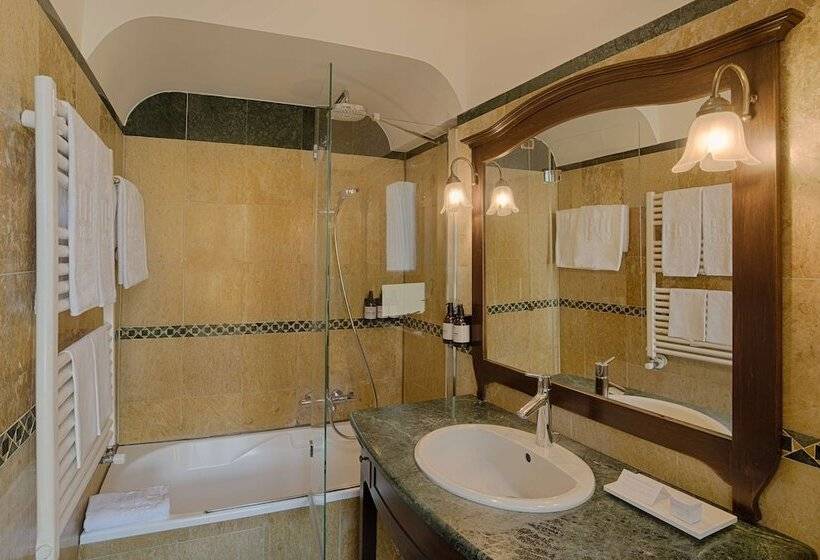 اتاق سوپریور, NH Venezia Santa Lucia