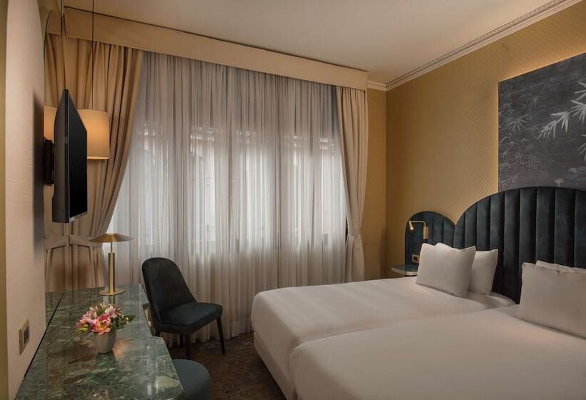 اتاق سوپریور با چشم‌انداز, NH Venezia Santa Lucia