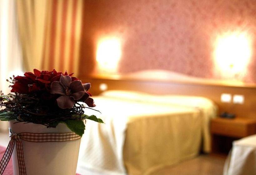 スタンダード４人部屋, Sorriso