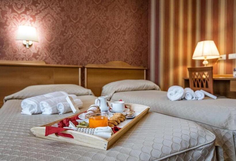 スタンダード４人部屋, Sorriso