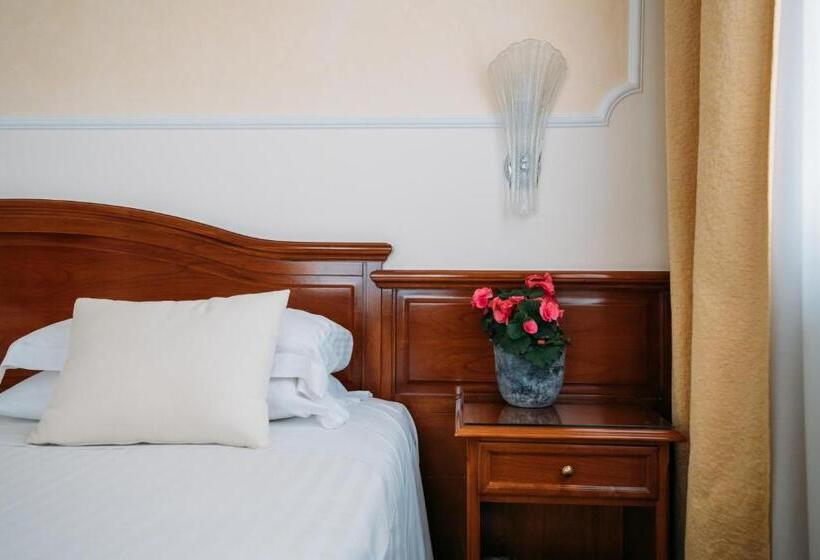 小型套房, Terme Antoniano