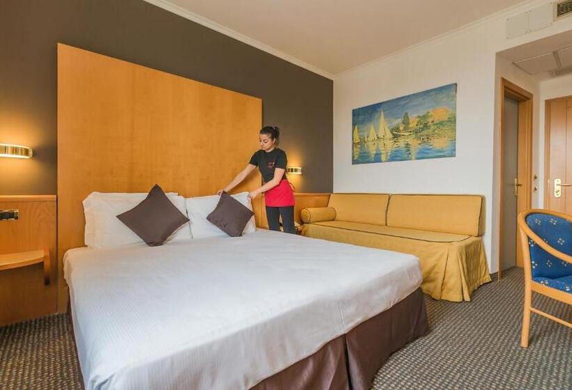 주니어 스위트, Unaway Hotel Occhiobello