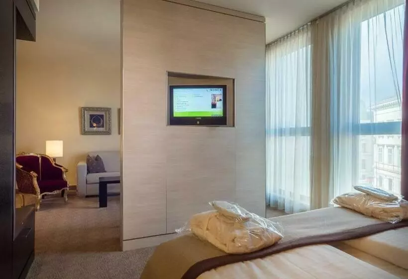 ジュニアスイート, Lindner Hotel Vienna Am Belvedere, Part Of Jdv By Hyatt