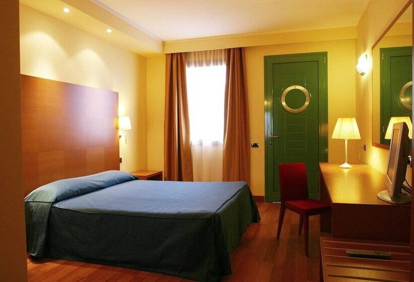 Номер Комфорт, Luna Hotel Motel Lago Maggiore Arona