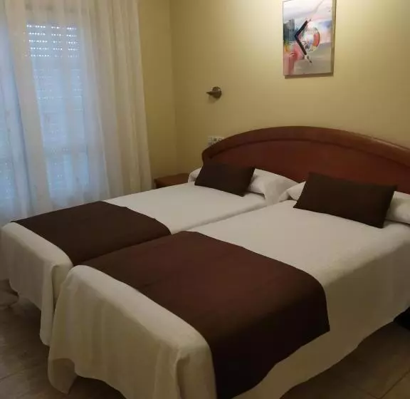 スタンダードルーム, Hostal Stella Del Mare