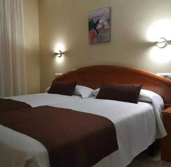 スタンダードルーム, Hostal Stella Del Mare