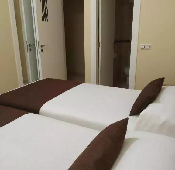 スタンダードシングルルーム, Hostal Stella Del Mare