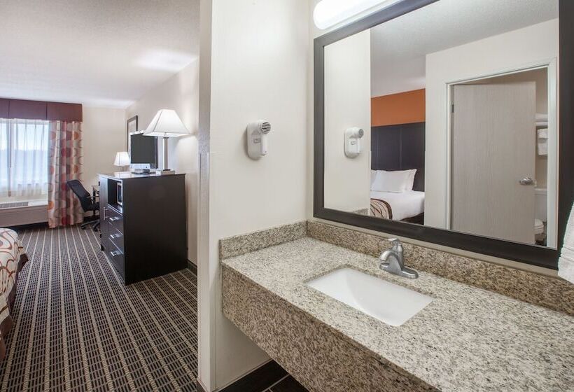 غرفة ديلوكس, Baymont By Wyndham South Haven