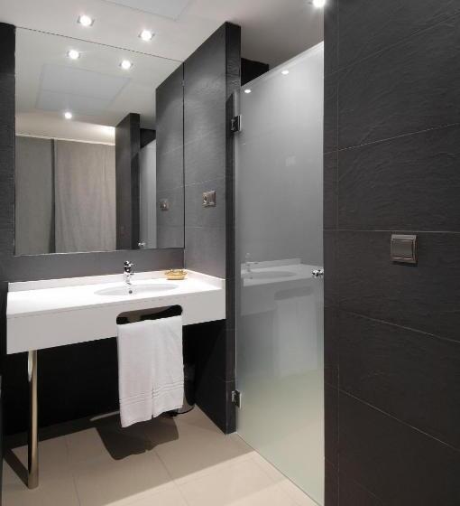 غرفة قياسية, Cienbalcones