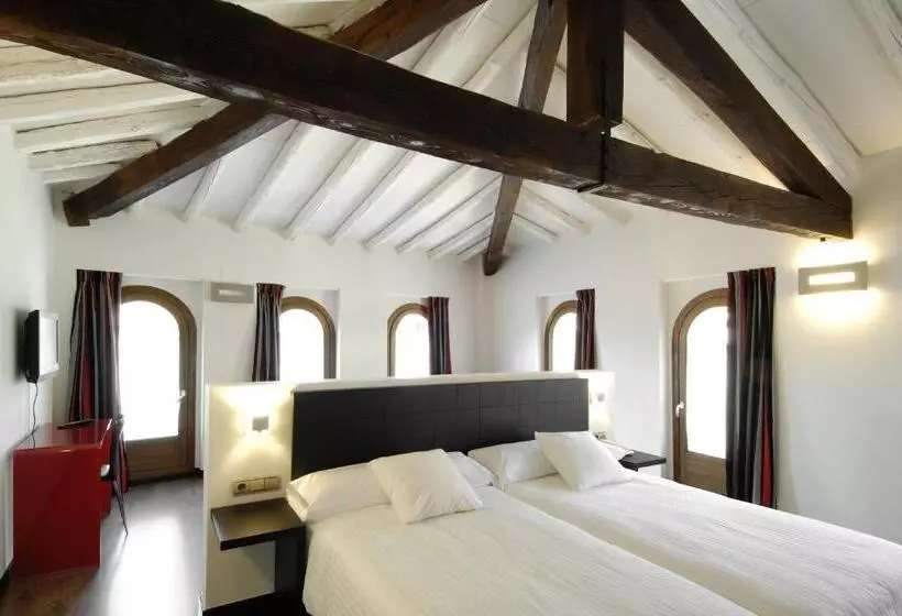 Habitació Superior, Cienbalcones