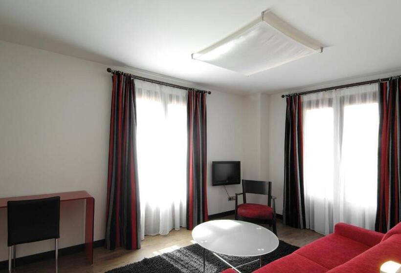 غرفة سوبيريور, Cienbalcones