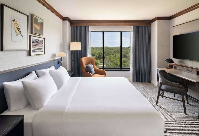 جناح مطل على البحر, Hyatt Regency Coralville