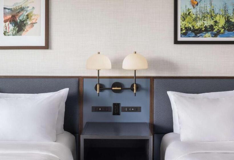 Номер Стандарт Адаптированный для Инвалидов, Hyatt Regency Coralville
