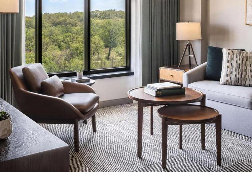 Люкс Вид на Реку, Hyatt Regency Coralville