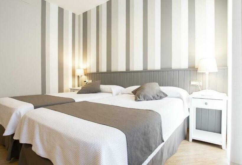 수피리어 룸, Isabel De Segura