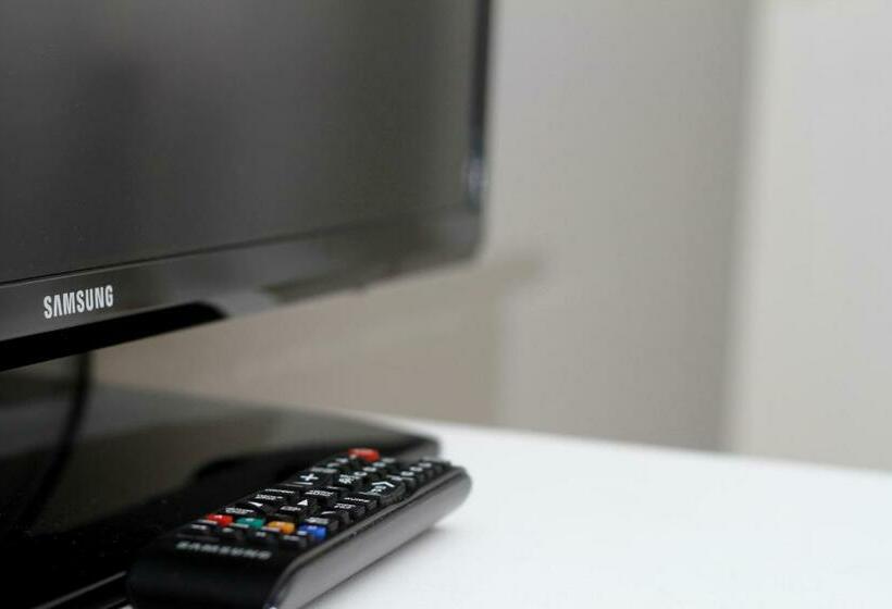 스탠다드 싱글 룸, Isabel De Segura