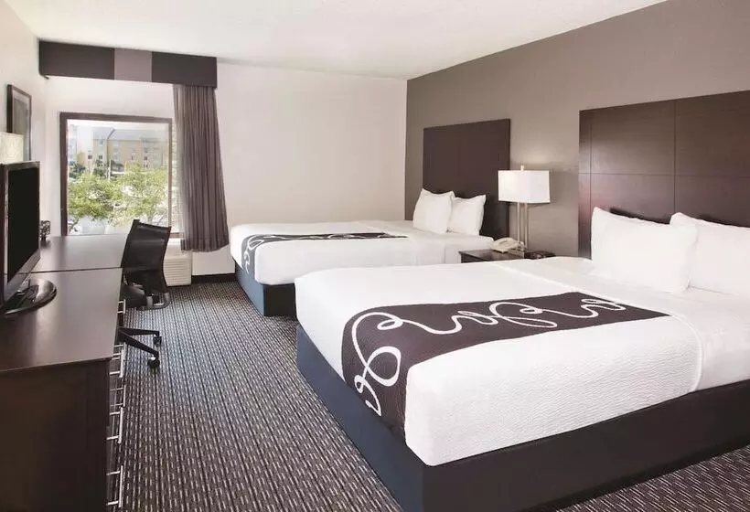 2ダブルベッドのスタンダードルーム, La Quinta By Wyndham Charleston Riverview