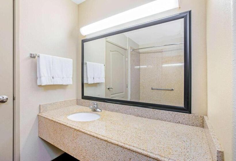 스위트 킹사이즈 침대, La Quinta By Wyndham Corpus Christi Airport