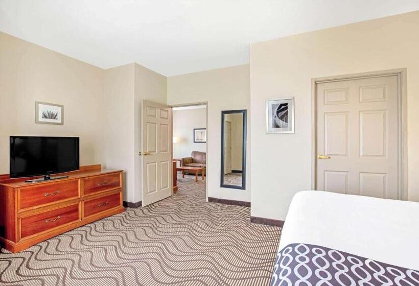 스위트 킹사이즈 침대, La Quinta Inn & Suites By Wyndham Corpus Christi Northwest