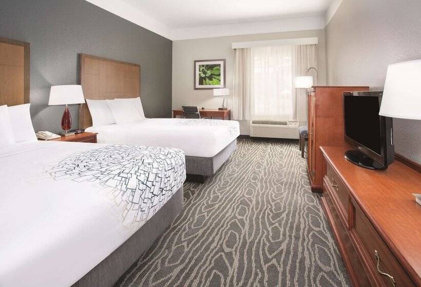 Номер Стандарт 2 Двуспальные Кровати, La Quinta By Wyndham Gallup