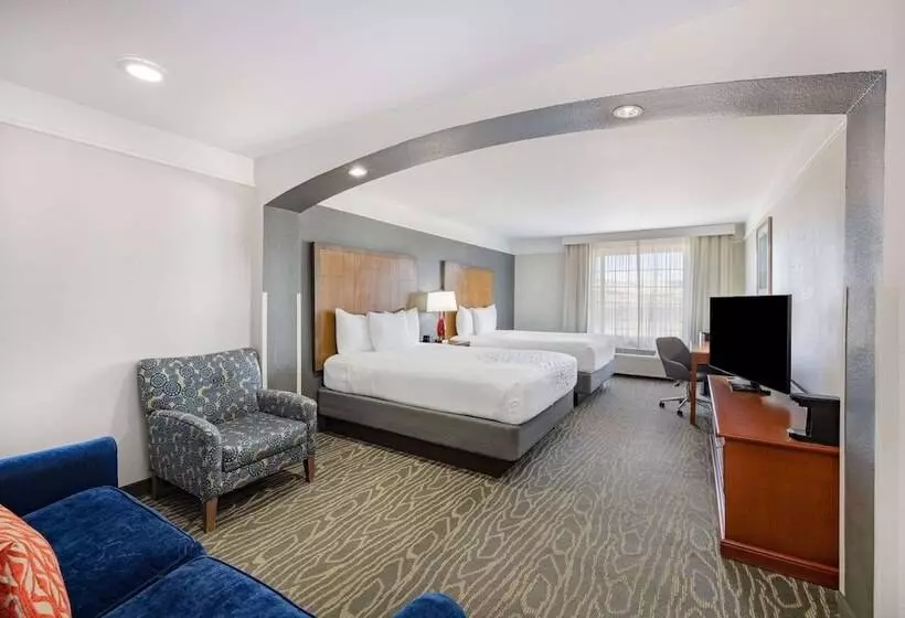 اتاق لوکس, La Quinta By Wyndham Gallup
