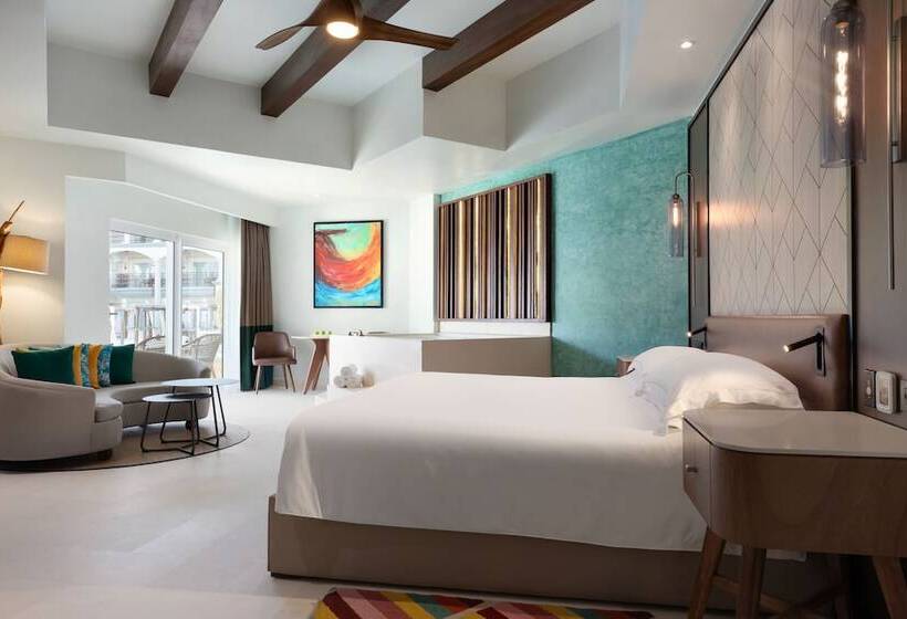 Junior Suite mit Poolblick, Hilton Playa Del Carmen, An All Inclusive Adult Only Resort