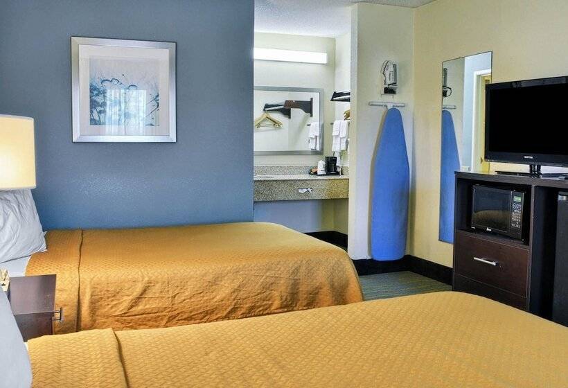 스탠다드 룸 더블 침대 2개, Quality Inn Thornburg