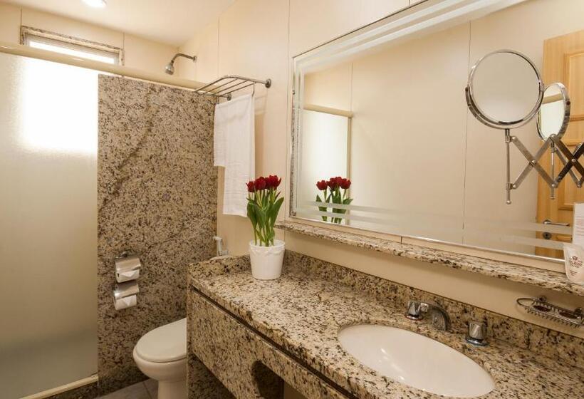 اتاق استاندارد سه نفره, Regina Rio De Janeiro