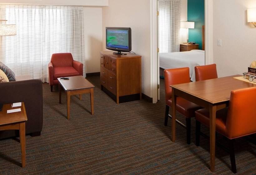 סוויטת 2 חדרי שינה, Residence Inn By Marriott Wichita East At Plazzio