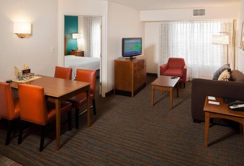 סוויטת 2 חדרי שינה, Residence Inn By Marriott Wichita East At Plazzio