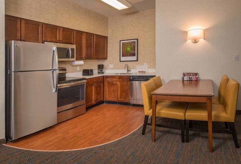 سوئیت 2 خوابه, Residence Inn Chantilly Dulles South