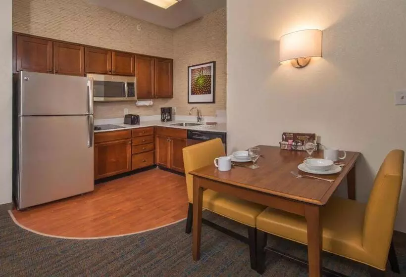 スタンダードスタジオ, Residence Inn Chantilly Dulles South