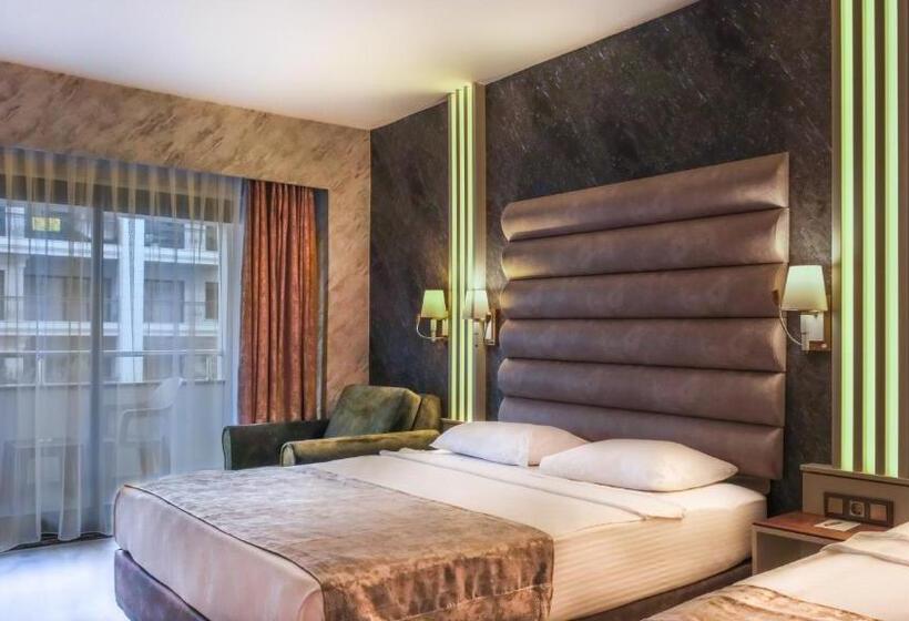 Трехместный Номер Комфорт, Kirbiyik Resort Hotel   All Inclusive