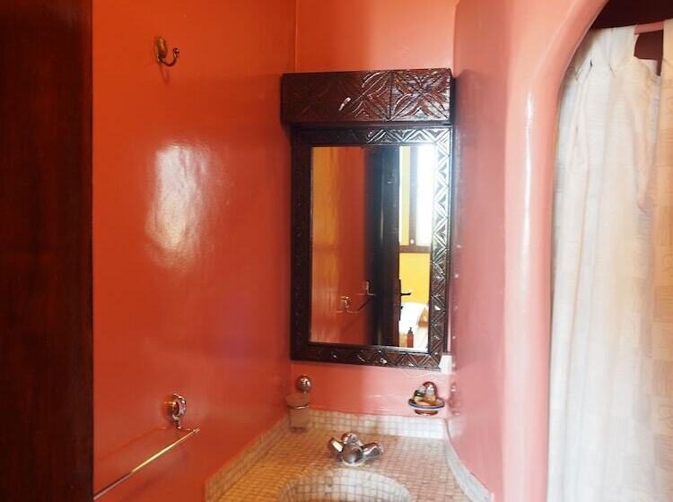 标准间, Riad Zahra