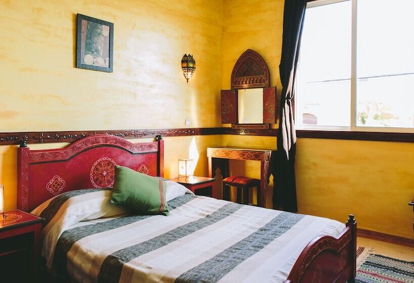 Номер Стандарт, Riad Zahra