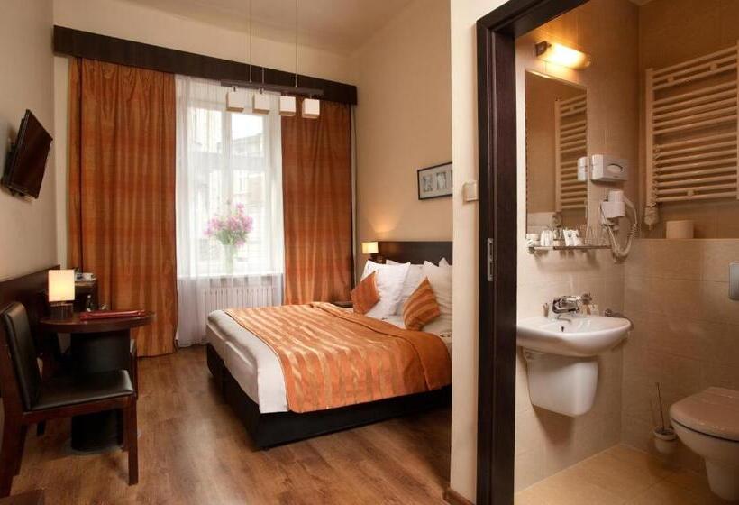 Номер Стандарт, Spatz Apart