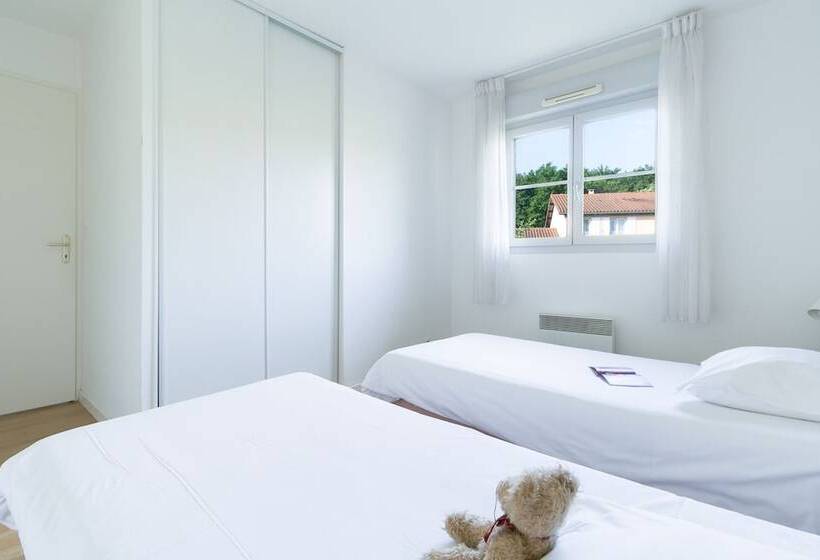 Апартаменты 3 Спальни, Garden & City Lyon  Lissieu