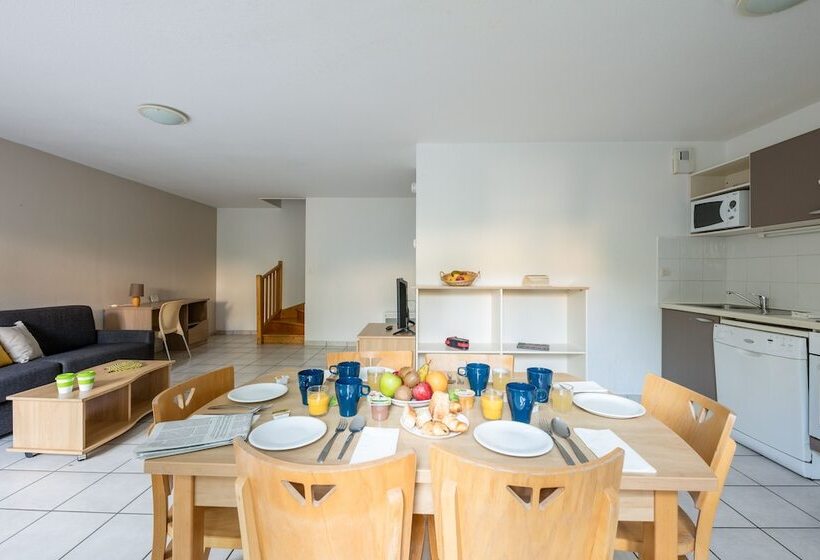 Апартаменты 3 Спальни, Garden & City Lyon  Lissieu