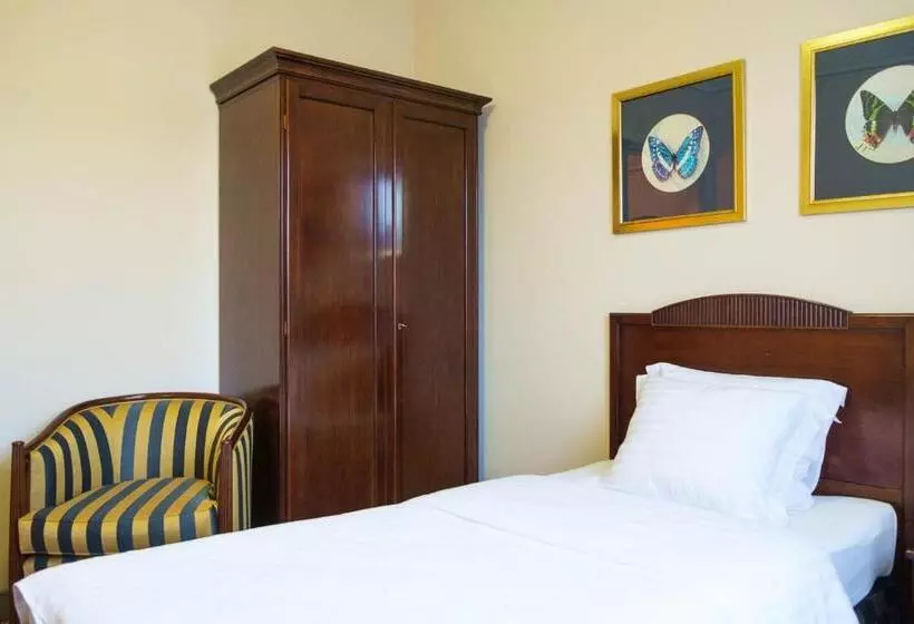 اتاق استاندارد یک نفره, Grand Hotel Viljandi