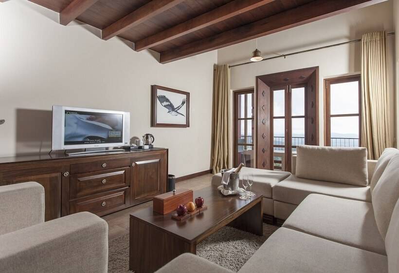 Family Suite, Amaya Hills Kandy