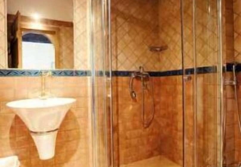 اتاق استاندارد, Bosnian National Monument Muslibegovic House