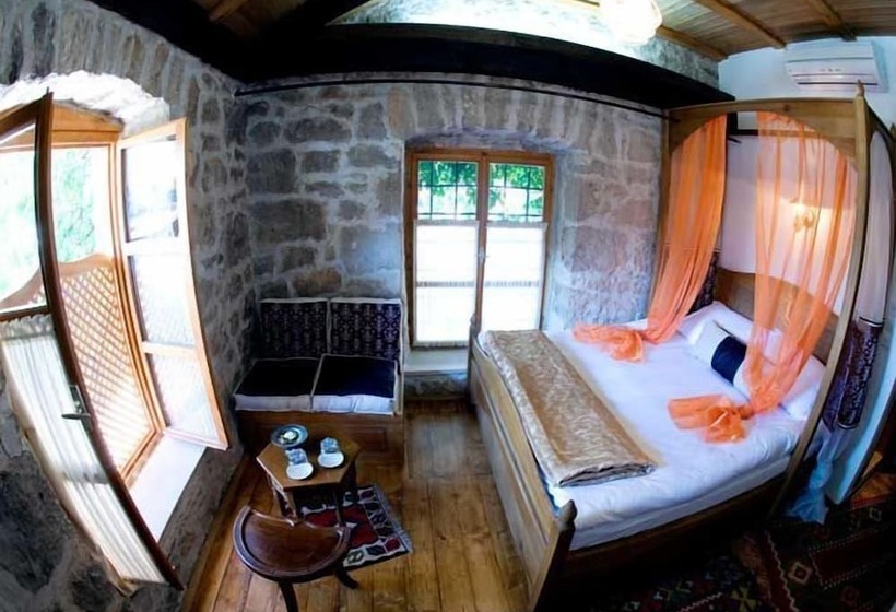 اتاق استاندارد, Bosnian National Monument Muslibegovic House