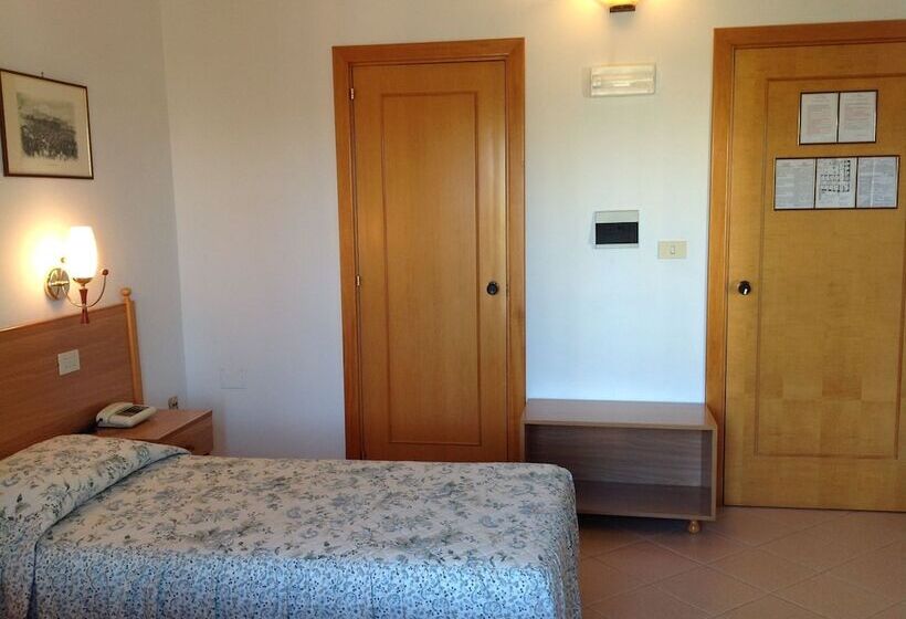 Номер Стандарт Индивидуальный, Castello