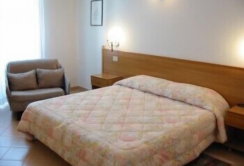 Номер Стандарт, Castello