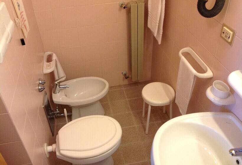 Номер Стандарт Трехместный, Castello