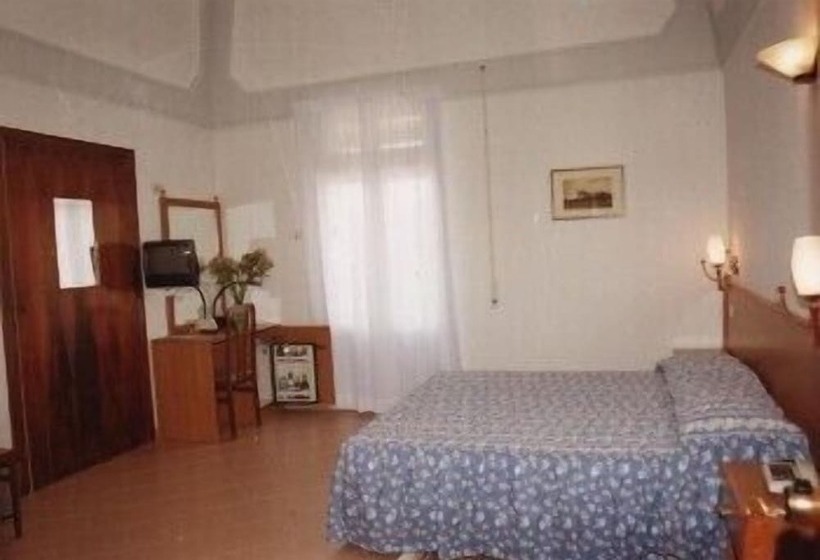 Номер Стандарт Трехместный, Castello